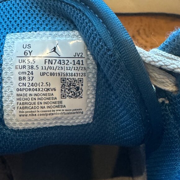 Air Jordan 1 Mid (White & Teal) size 6 Big Kids - Picture 8 of 8